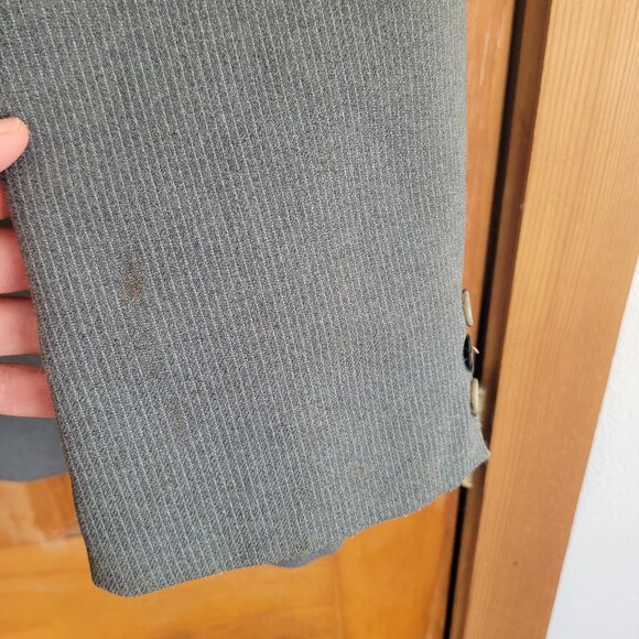 Men's Suit Jacket with Matching Vest, Size is approx. 46L - Picture 7 of 12